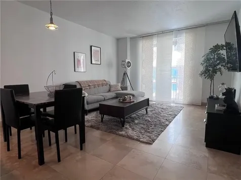 7280 SW 90th Street Miami FL 33156