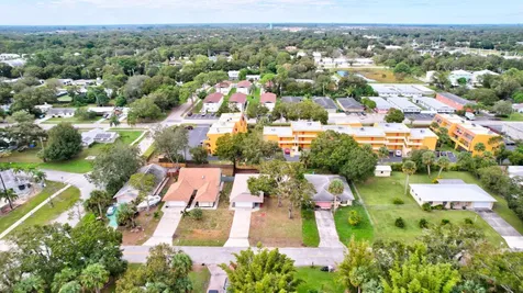 1825 39th Avenue Vero Beach FL 32960