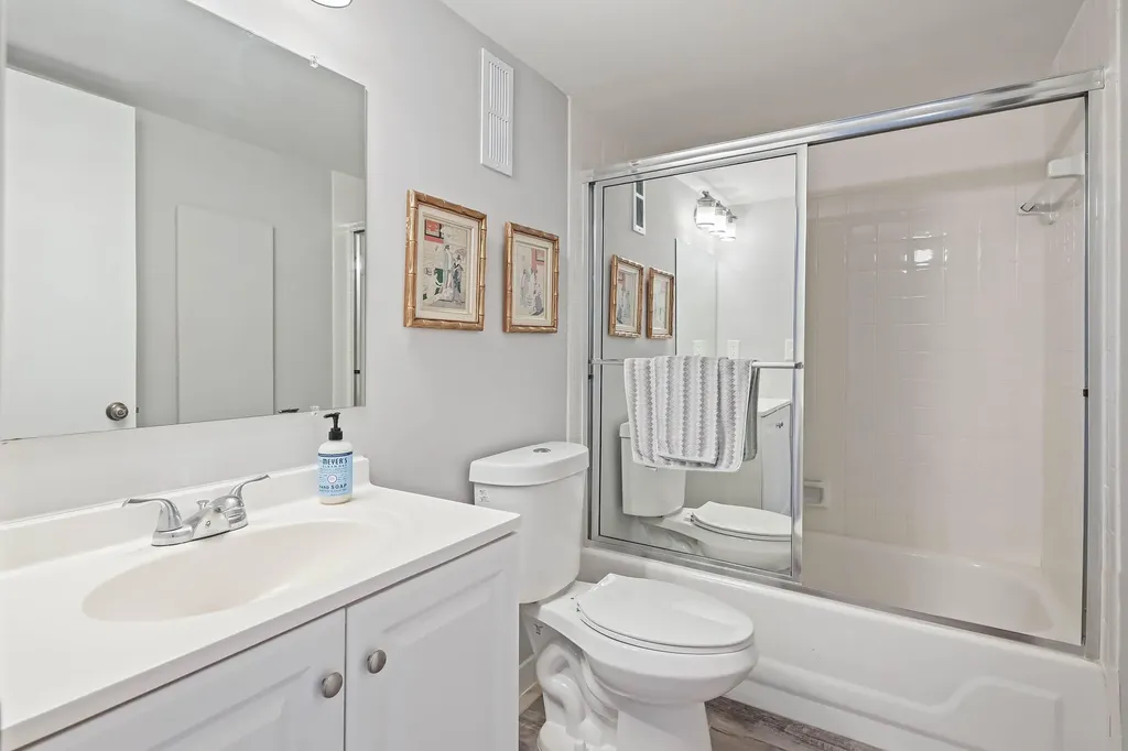 6850 10th Avenue N Greenacres FL 33467