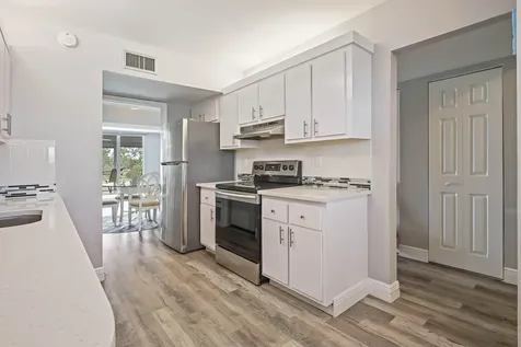6850 10th Avenue N Greenacres FL 33467