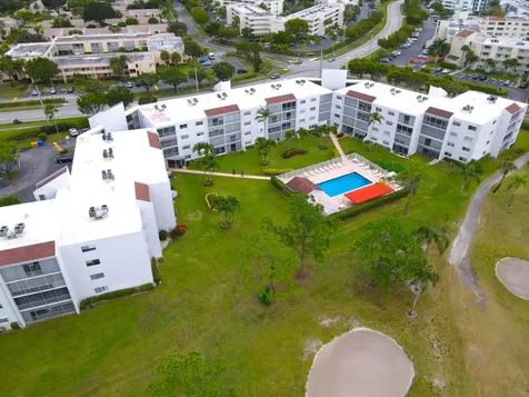 6850 10th Avenue N Greenacres FL 33467