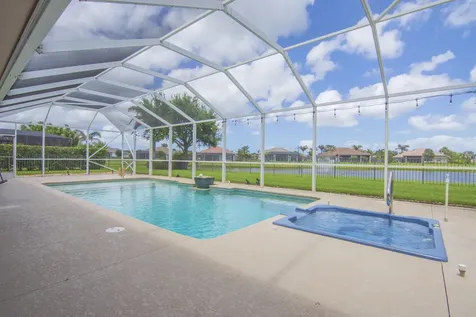 470 Pittman Avenue Vero Beach FL 32968