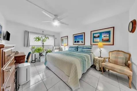 580 Egret Drive Hallandale Beach FL 33009