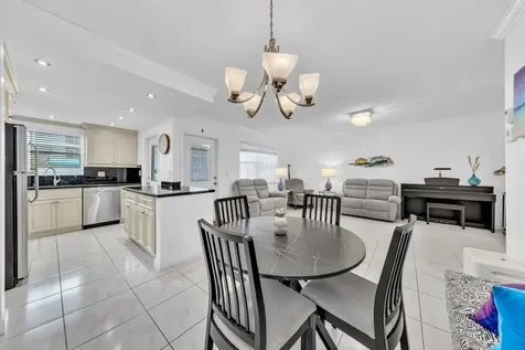 580 Egret Drive Hallandale Beach FL 33009
