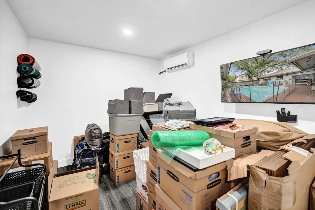 4108 N 49th Avenue Hollywood FL 33021