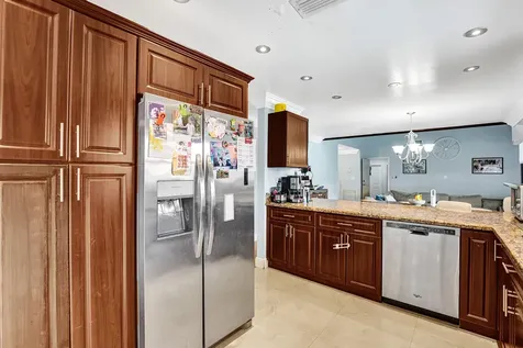 4108 N 49th Avenue Hollywood FL 33021