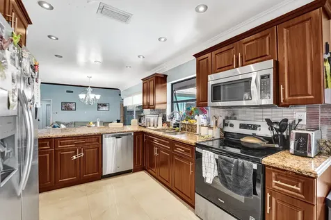 4108 N 49th Avenue Hollywood FL 33021