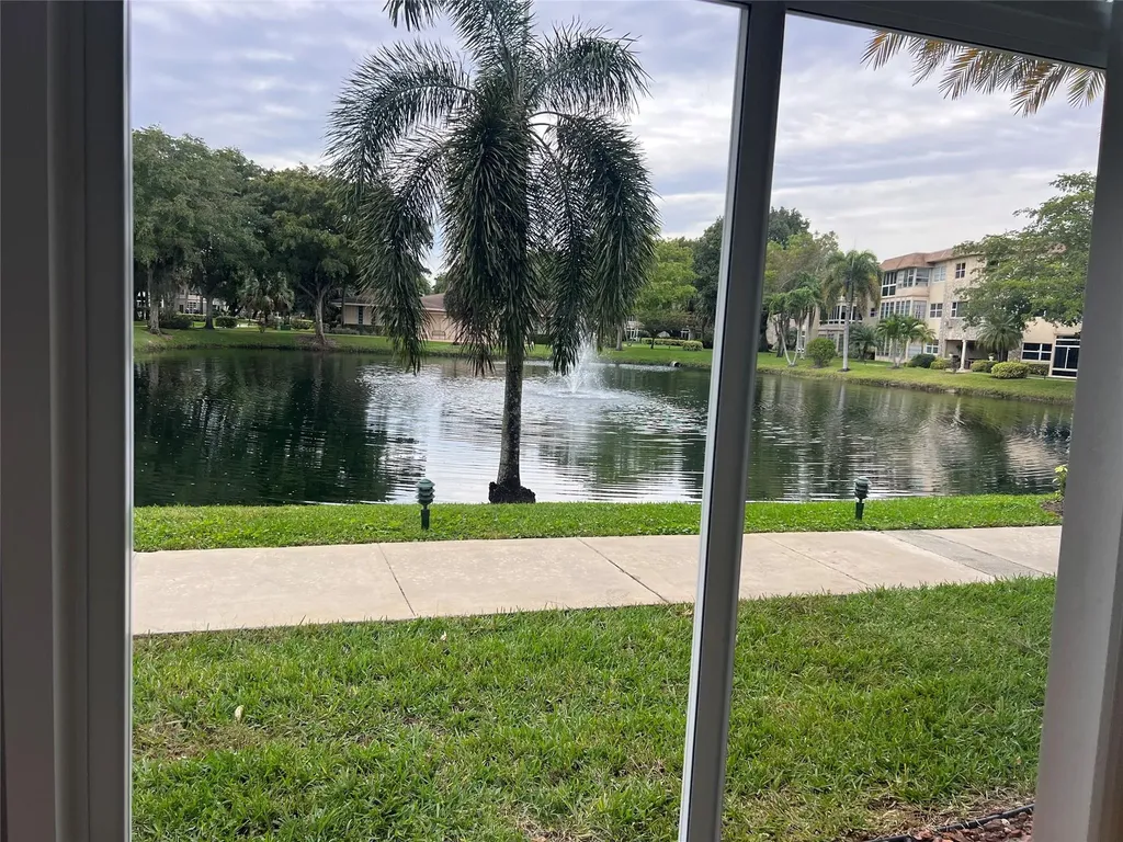 3431 NW 50th Avenue Lauderdale Lakes FL 33319