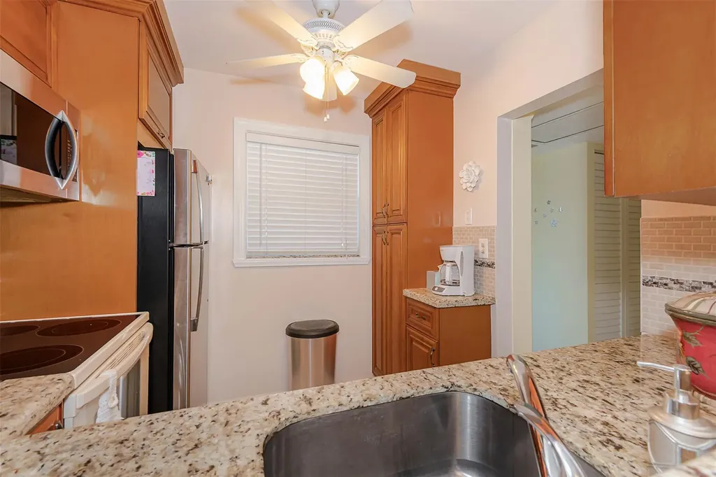 3431 NW 50th Avenue Lauderdale Lakes FL 33319