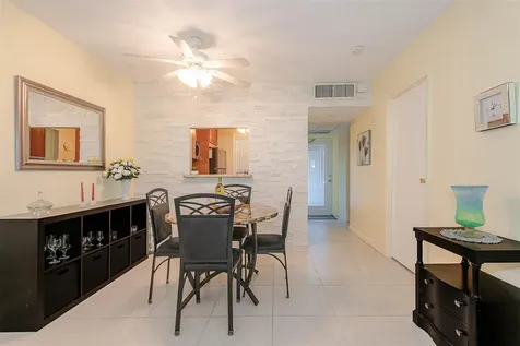 3431 NW 50th Avenue Lauderdale Lakes FL 33319