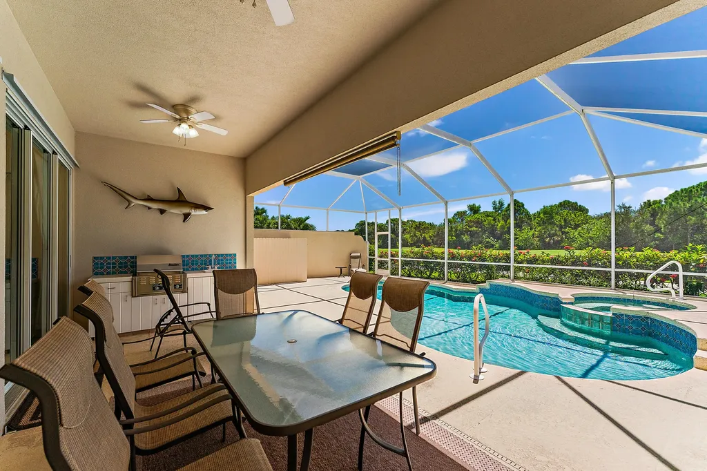 8485 SE Palm Hammock Lane Hobe Sound FL 33455