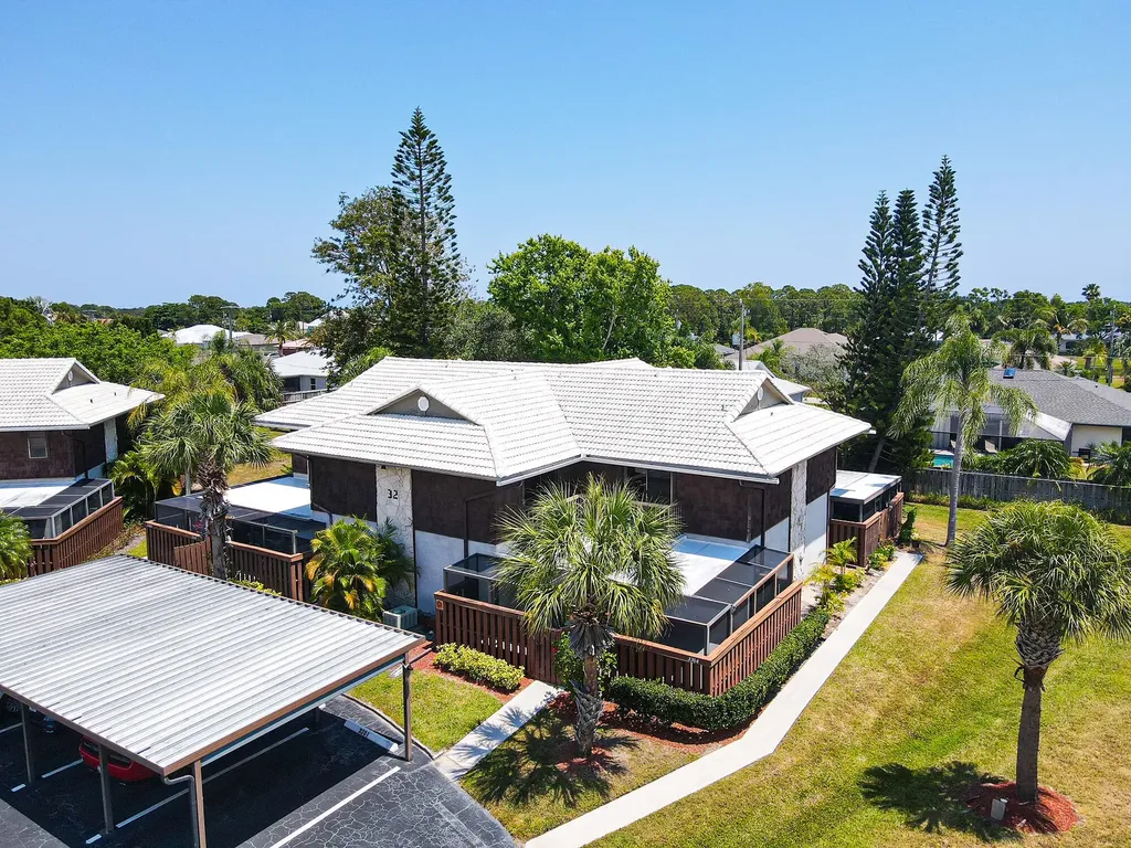 3201 SE Guinevere Lane Port St Lucie FL 34952