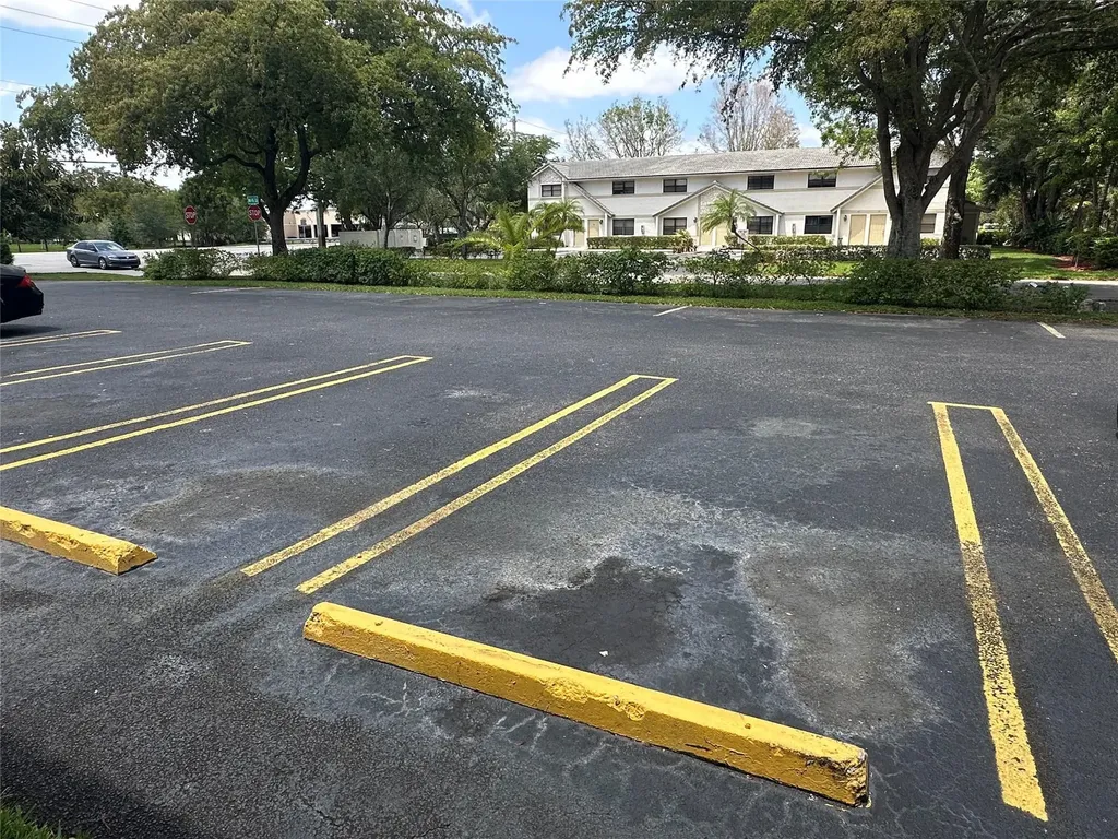 11676 NW 45th Street Coral Springs FL 33065