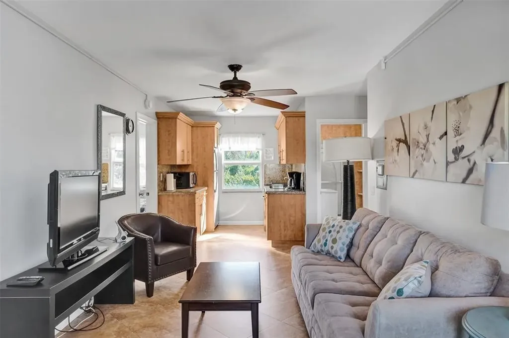 1642 Adams Street Hollywood FL 33020