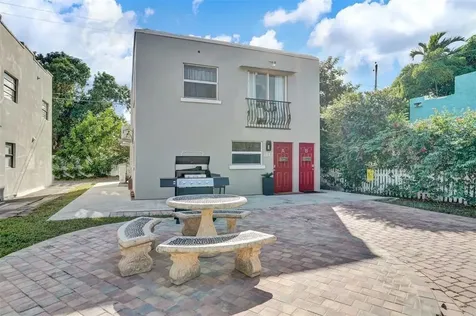 1642 Adams Street Hollywood FL 33020