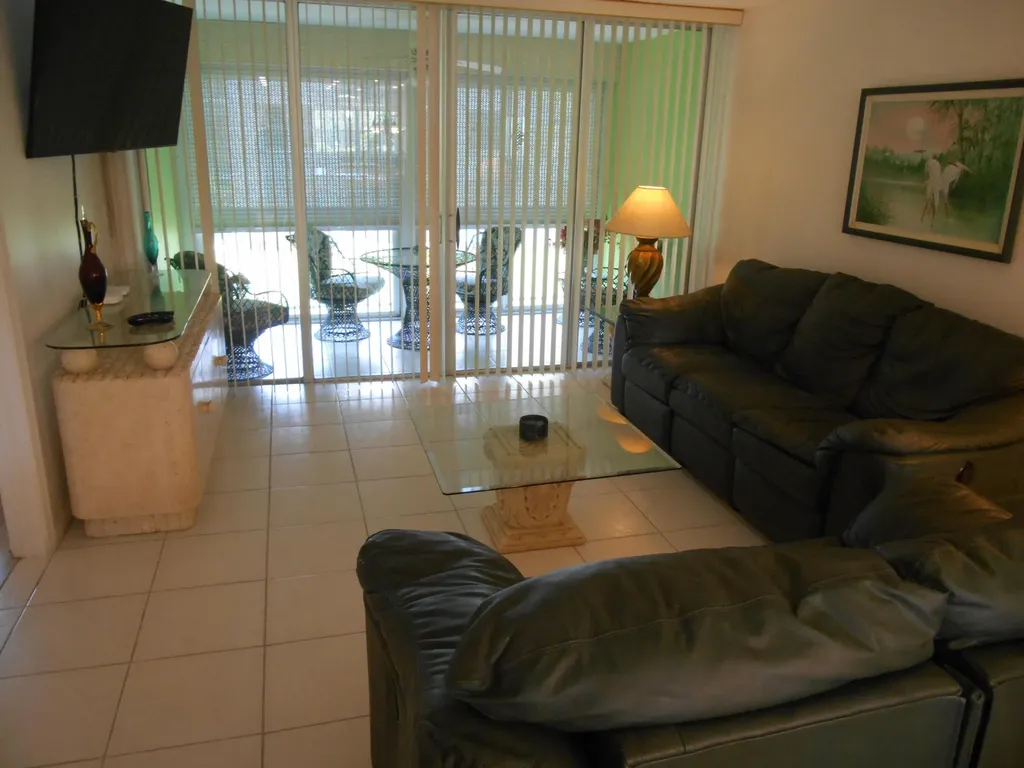 2016 S Federal Highway Boynton Beach FL 33435