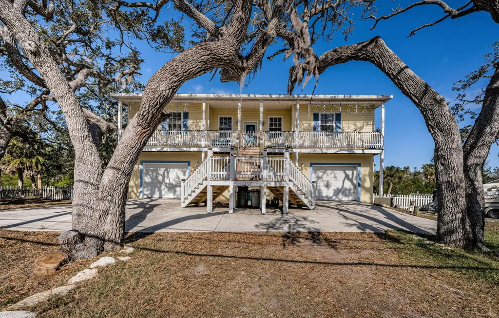 5127 Bay Boulevard Port Richey FL 34668
