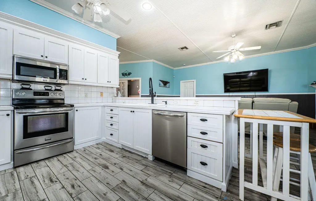 5127 Bay Boulevard Port Richey FL 34668