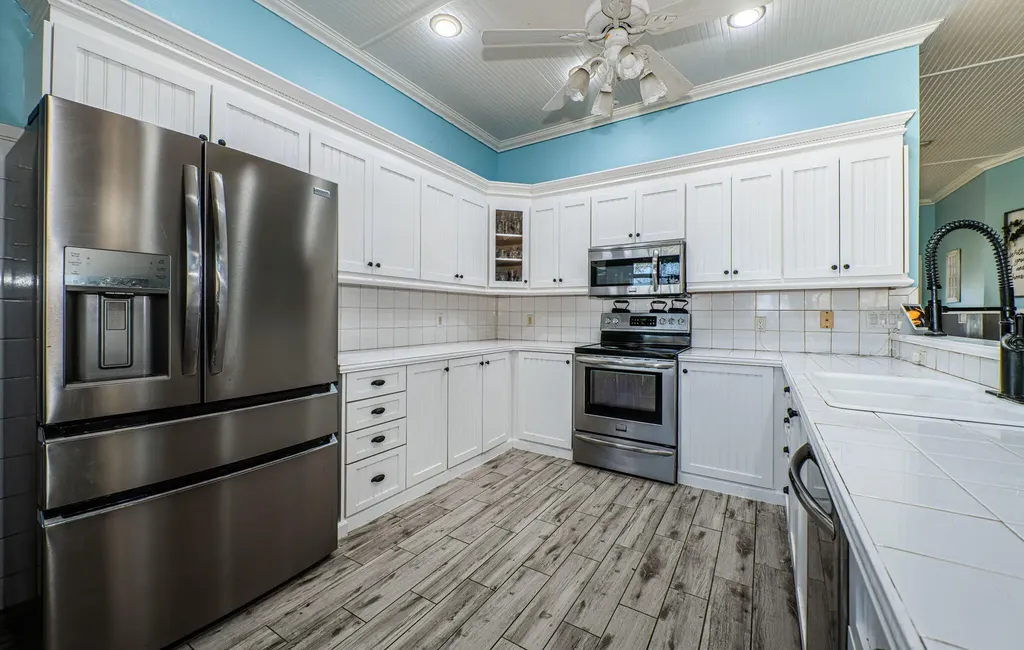 5127 Bay Boulevard Port Richey FL 34668