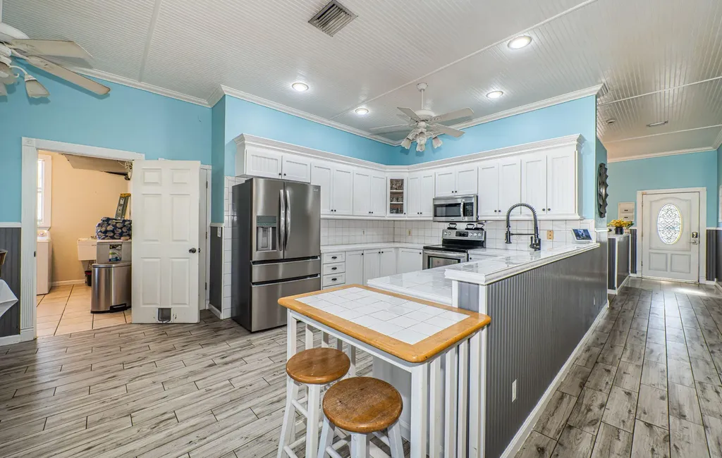 5127 Bay Boulevard Port Richey FL 34668