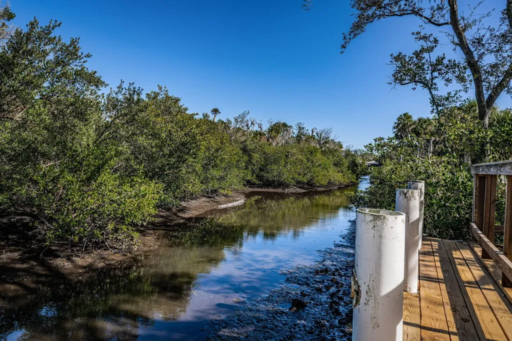 5127 Bay Boulevard Port Richey FL 34668