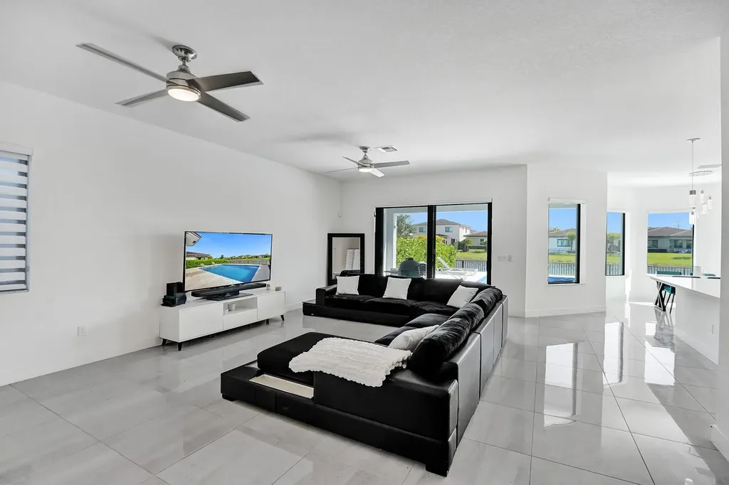 10850 Oceano Way Parkland FL 33076