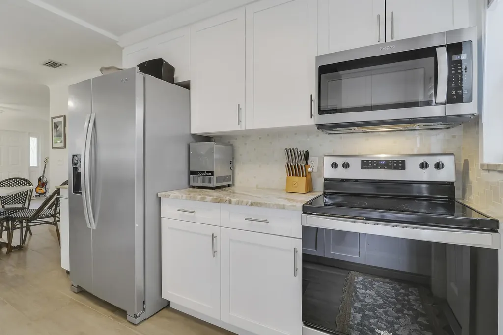 428 S C Street Lake Worth FL 33460