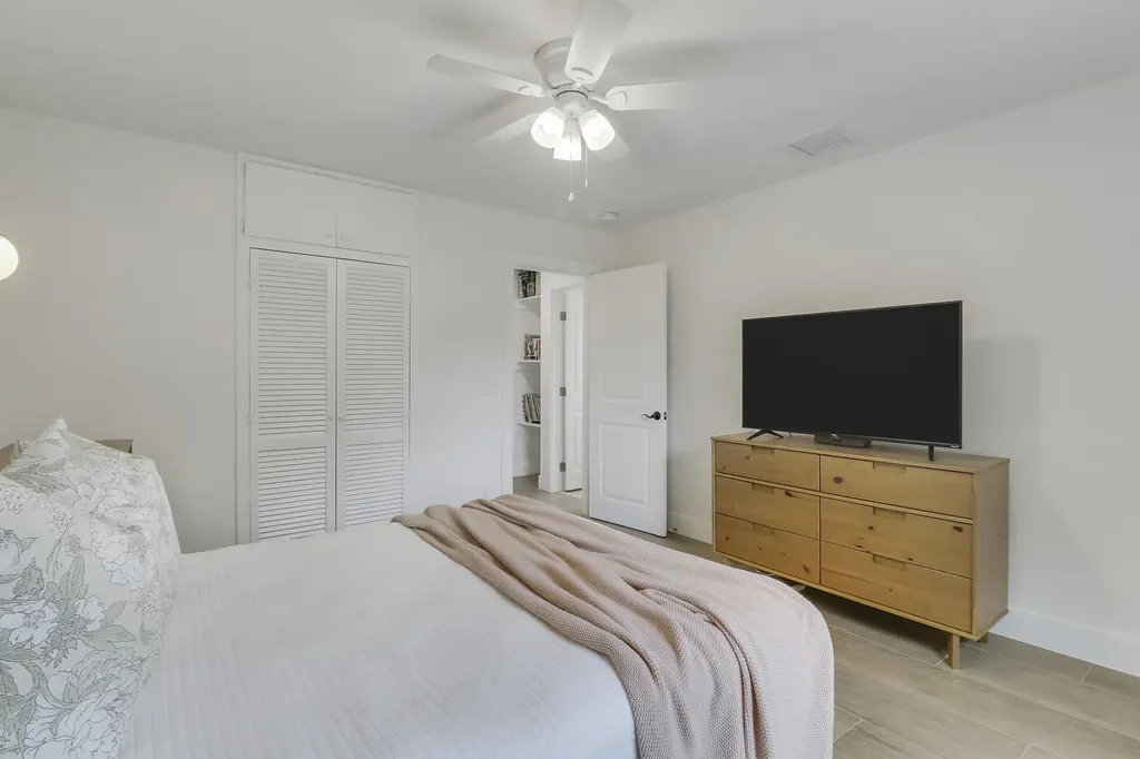 428 S C Street Lake Worth FL 33460