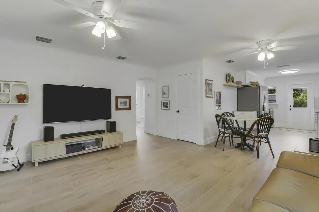 428 S C Street Lake Worth FL 33460