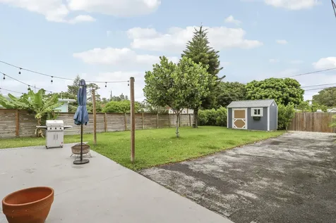 428 S C Street Lake Worth FL 33460