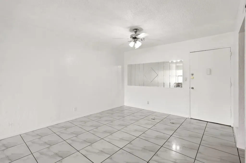 401 Golden Isle Drive Hallandale Beach FL 33009