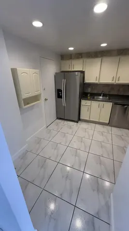 401 Golden Isle Drive Hallandale Beach FL 33009