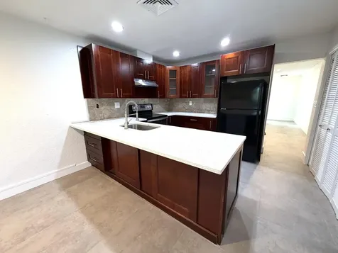 4019 Woodside Drive Coral Springs FL 33065