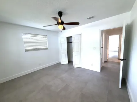 4019 Woodside Drive Coral Springs FL 33065