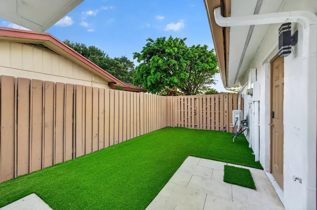3088 NW 26th Avenue Boca Raton FL 33434
