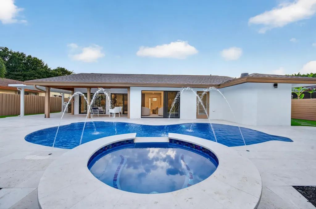 3088 NW 26th Avenue Boca Raton FL 33434