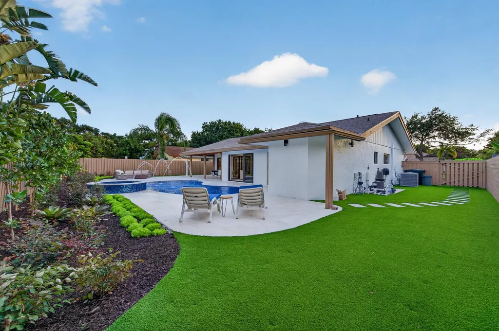 3088 NW 26th Avenue Boca Raton FL 33434