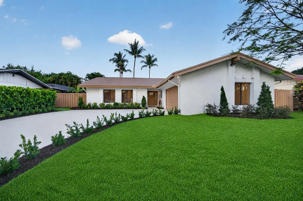 3088 NW 26th Avenue Boca Raton FL 33434