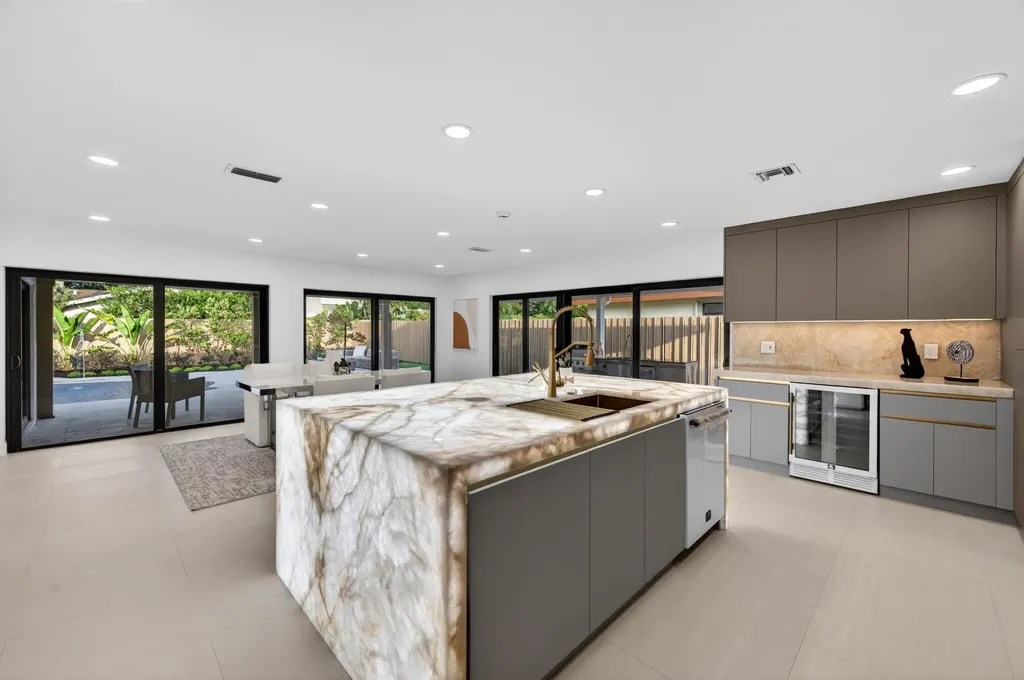 3088 NW 26th Avenue Boca Raton FL 33434