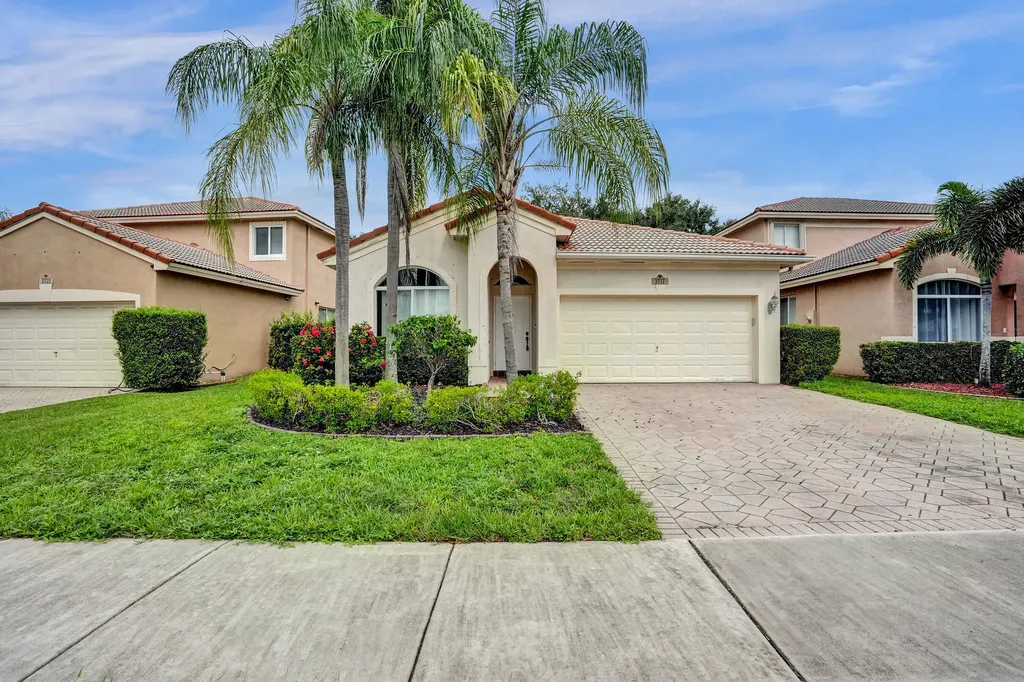 3717 Pebblebrook Manor Coconut Creek FL 33073