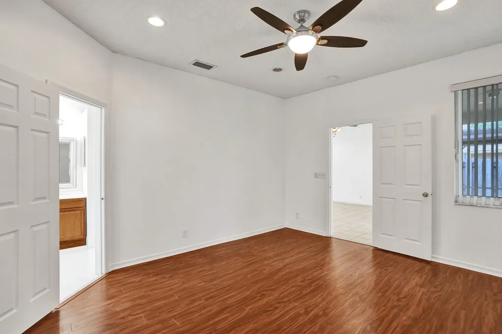 3717 Pebblebrook Manor Coconut Creek FL 33073