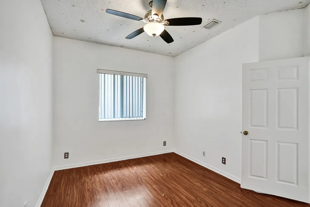 3717 Pebblebrook Manor Coconut Creek FL 33073