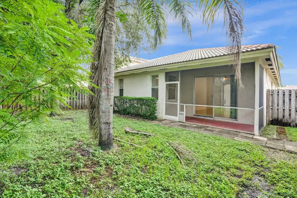 3717 Pebblebrook Manor Coconut Creek FL 33073