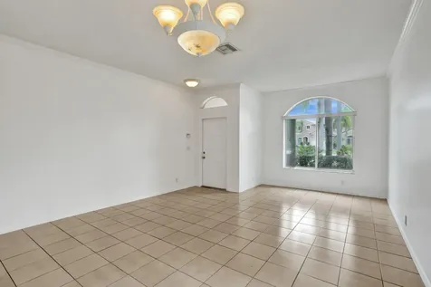 3717 Pebblebrook Manor Coconut Creek FL 33073