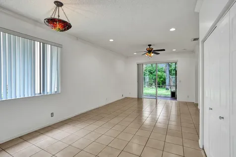 3717 Pebblebrook Manor Coconut Creek FL 33073