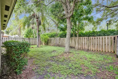 3717 Pebblebrook Manor Coconut Creek FL 33073