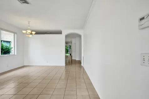 3717 Pebblebrook Manor Coconut Creek FL 33073