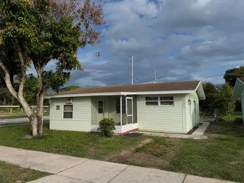 559 Nasturtium Avenue Sebring FL 33870