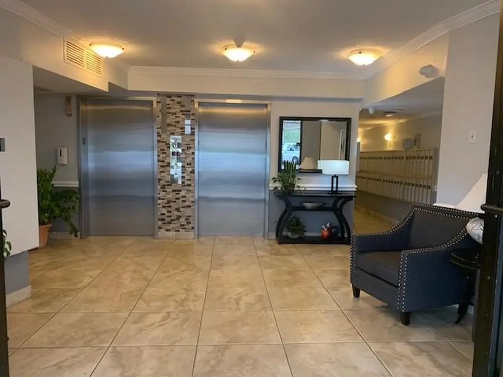 3499 Oaks Way Pompano Beach FL 33069