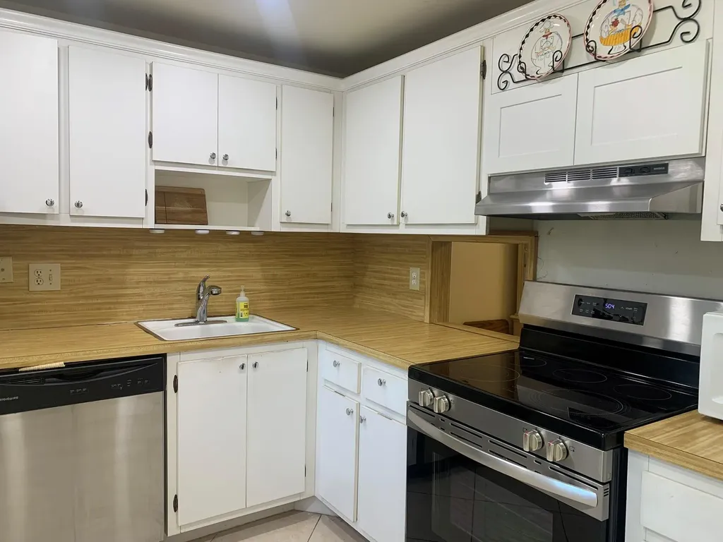 3499 Oaks Way Pompano Beach FL 33069